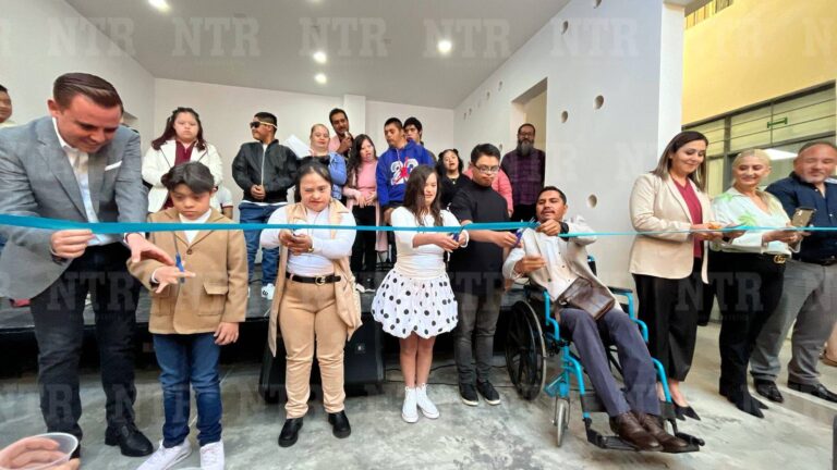 Realiza Fundación Down Plata 21 subasta benéfica