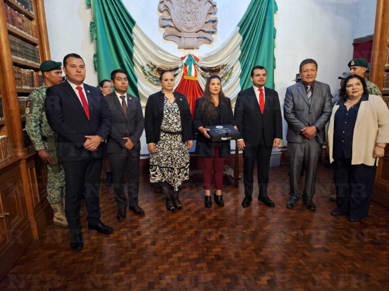 Conmemoran 200 años de la constitución local