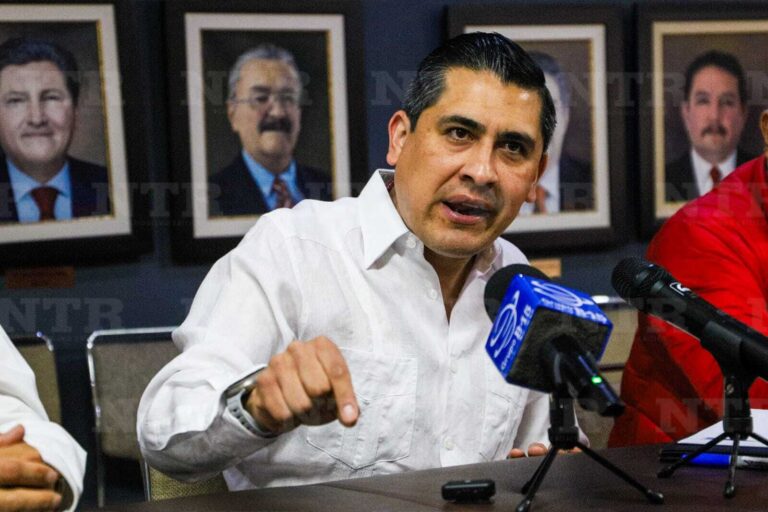 Llama PRI a eliminar cobros de casetas en vacaciones