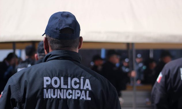 Disminuye déficit de policías municipales
