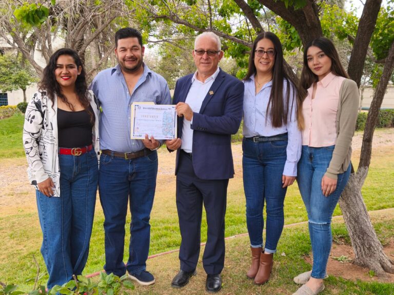 Entregan reconocimiento a empresas