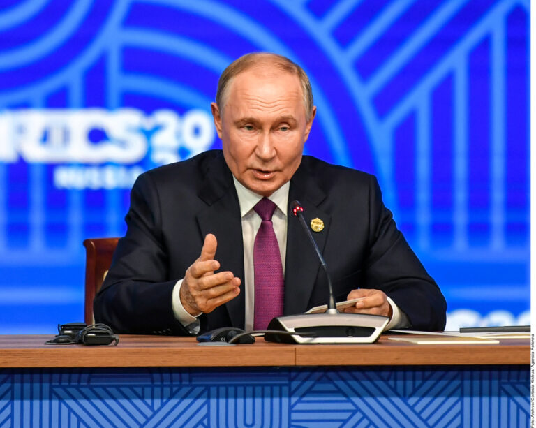 Abordan Putin y Netanyahu por teléfono la situación en Irán