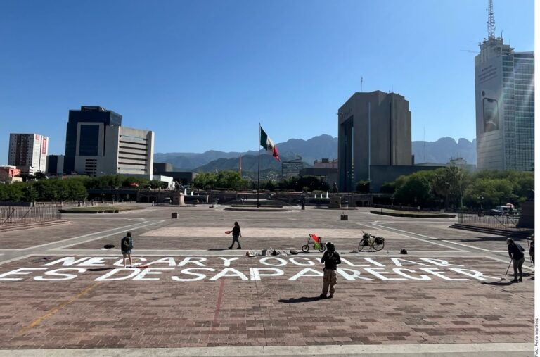 Protestan por señalamientos del Senado contra desaparecidos