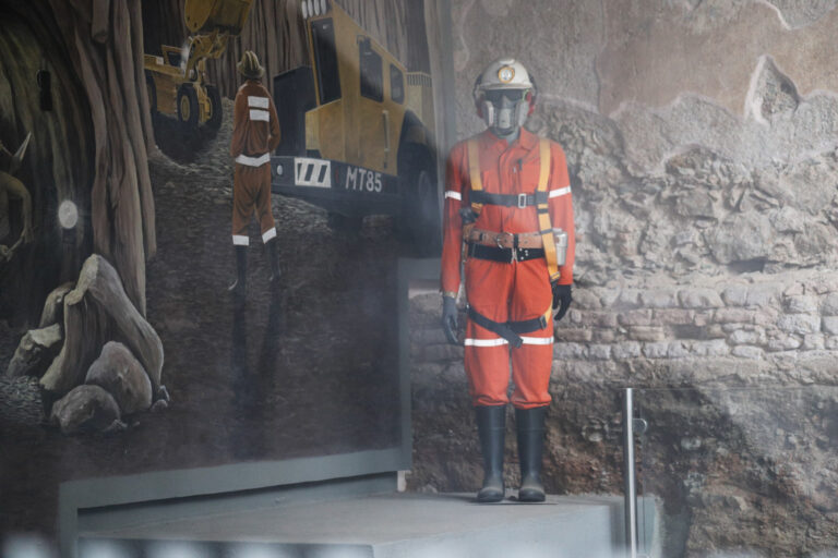Reprochan abandono de museo en la Alameda