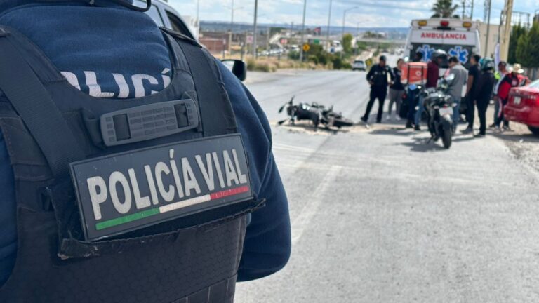 Van por motociclistas en Loreto