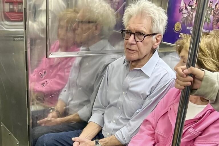 Viaja Harrison Ford con su esposa en el metro de NY