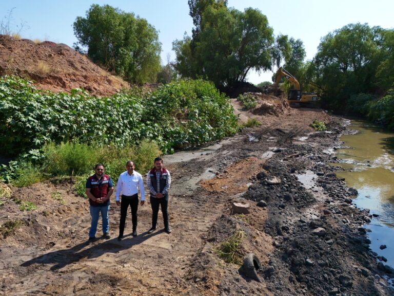 Realizan obras de desazolve en arroyos de Guadalupe