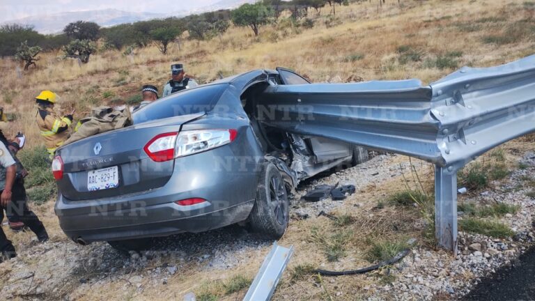 Aparatoso accidente en la carretera 45 deja un lesionado