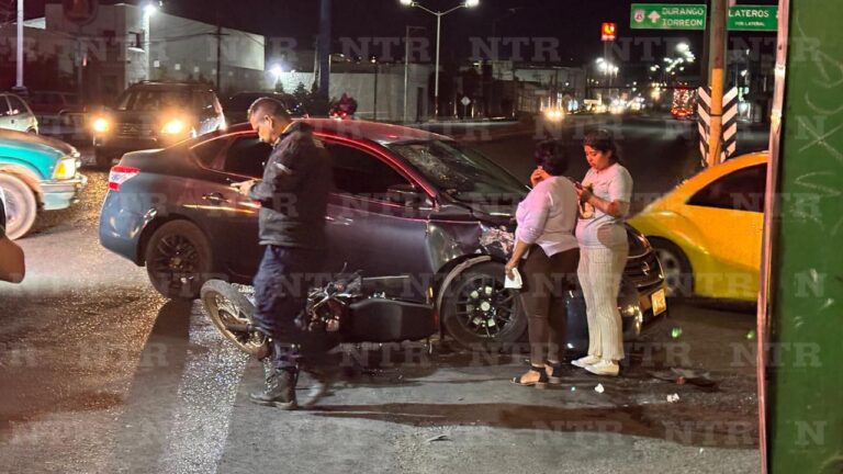 Choca motocicliclista en el Paseo del Mineral, resulta lesionado