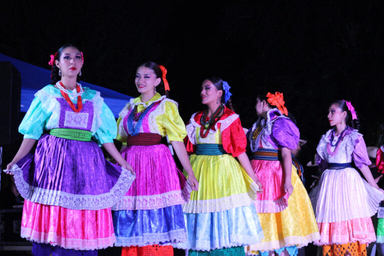 Recibe Guadalupe a la música y la danza