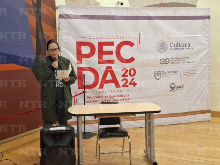 Finaliza muestra PECDA con Literatura