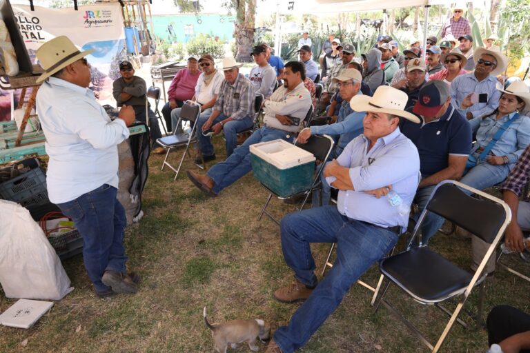 Realizan muestra de equipo agrícola para jerezanos