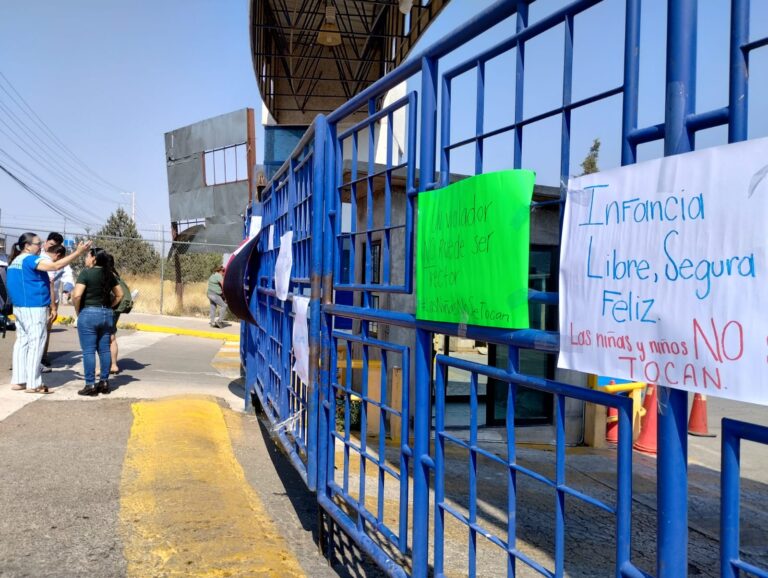 “Un violador no puede ser rector”