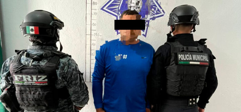 Extorsionan pidiendo dinero envuelto en ramo de rosas