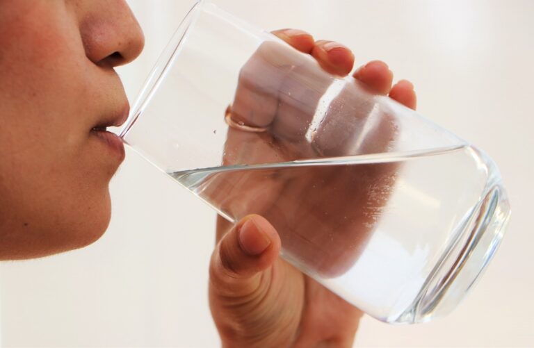 Alertan sobre problemas de salud por microplásticos