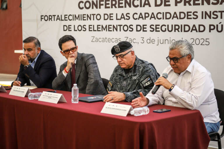 Capacitarán a 20 policías en España