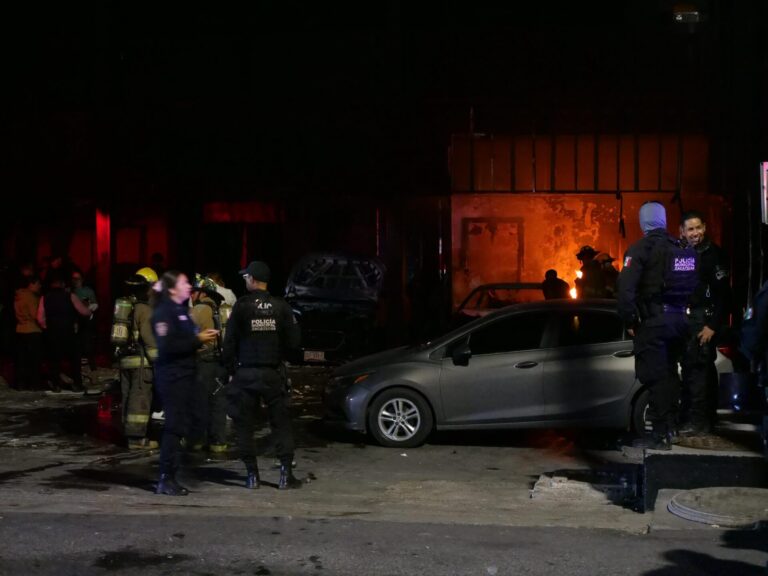 Detienen a 5 por incendio en bares