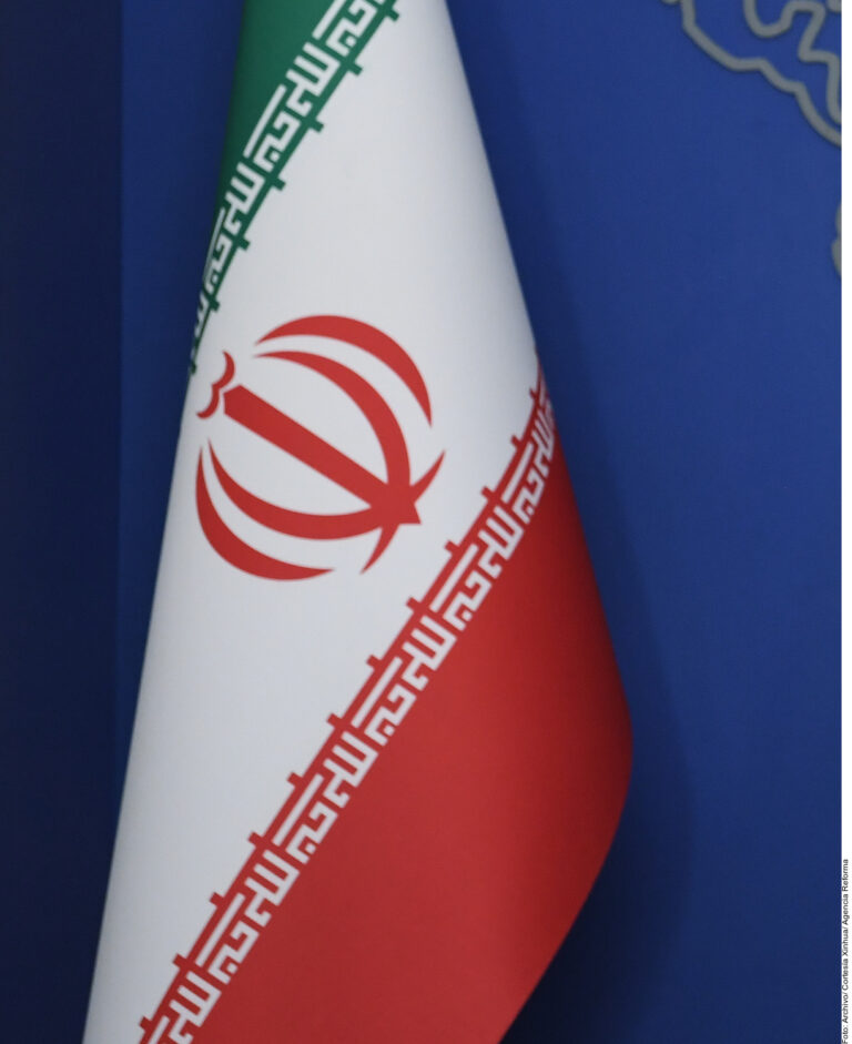Evacuan a mexicanos de Irán