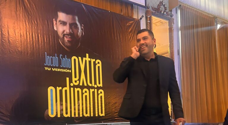 Presentan el libro Tu versión extraordinaria