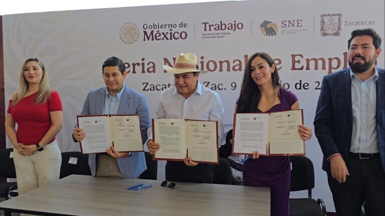 Firman convenio CDHEZ y Secretaría de Economía
