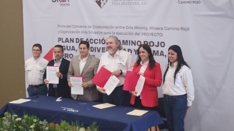 Firman convenio Orla Camino Rojo y Vida Silvestre