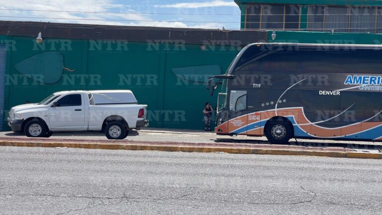 Muere adulto mayor en autobus; iba a Rincón de Romos
