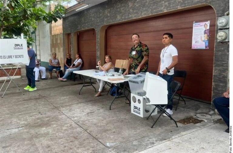Frenan a Morena en Durango y Veracruz