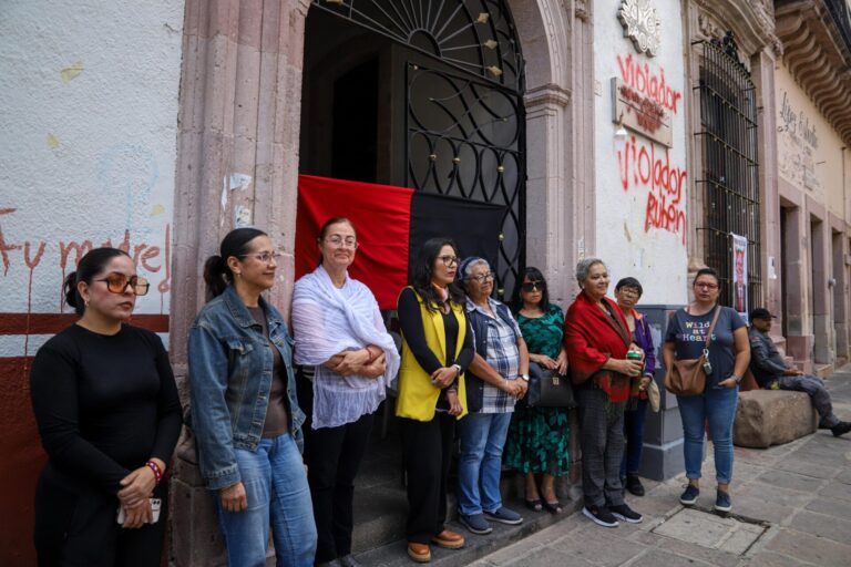 Necesaria, voluntad para rescisión de ex rector