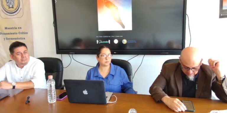 Presentan revista y libro en Filosofía