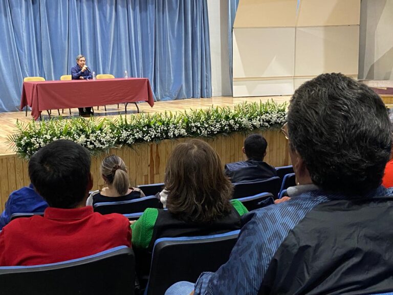 Realizan conferencia magistral sobre la Toma de Zacatecas