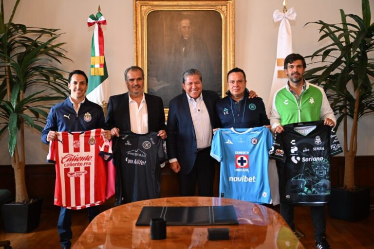 Se reúnen los representantes de Chivas, Cruz Azul, Santos y Mineros