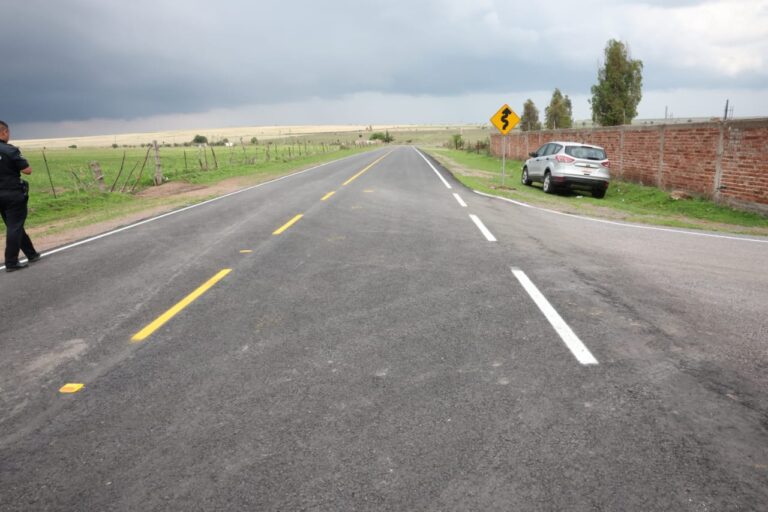 Inauguran 11.3 kilómetros de carretera en Viboritas