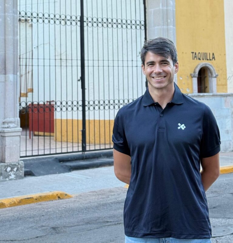Borja Ximelis llega a México