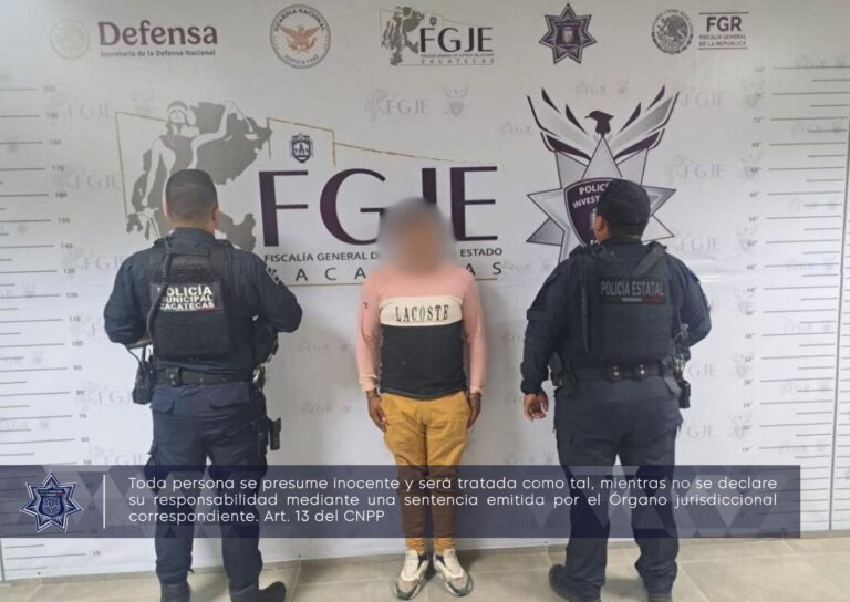 Detienen a un hombre por golpear a su pareja