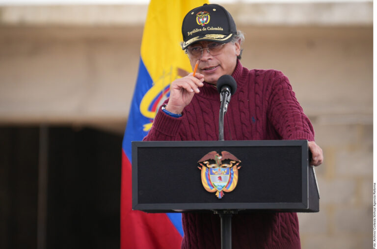 Confirma Petro muerte de cabecilla de las FARC