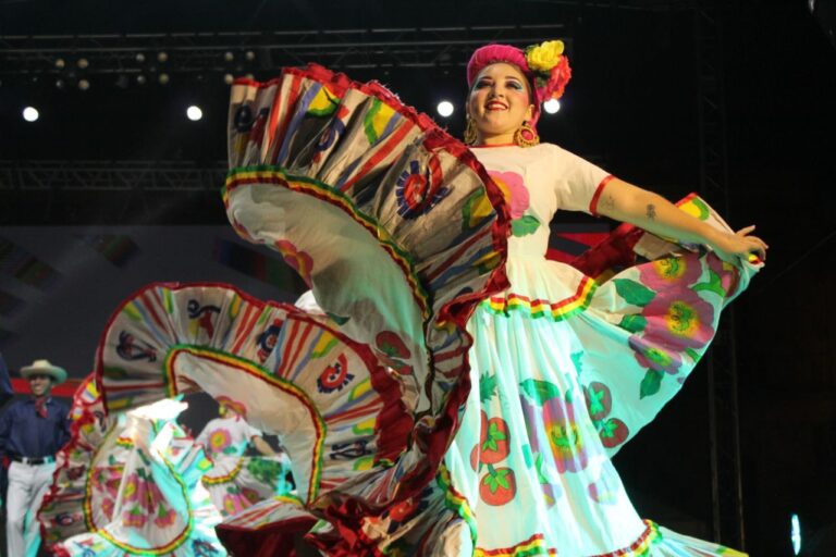 Anuncian fechas para el Festival del Folclor