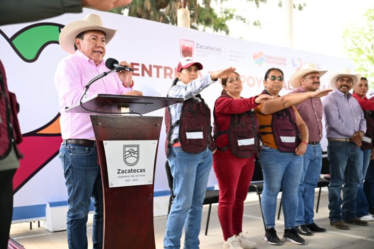 Entrega DMA apoyos del programa Corazón Contento en Río Grande
