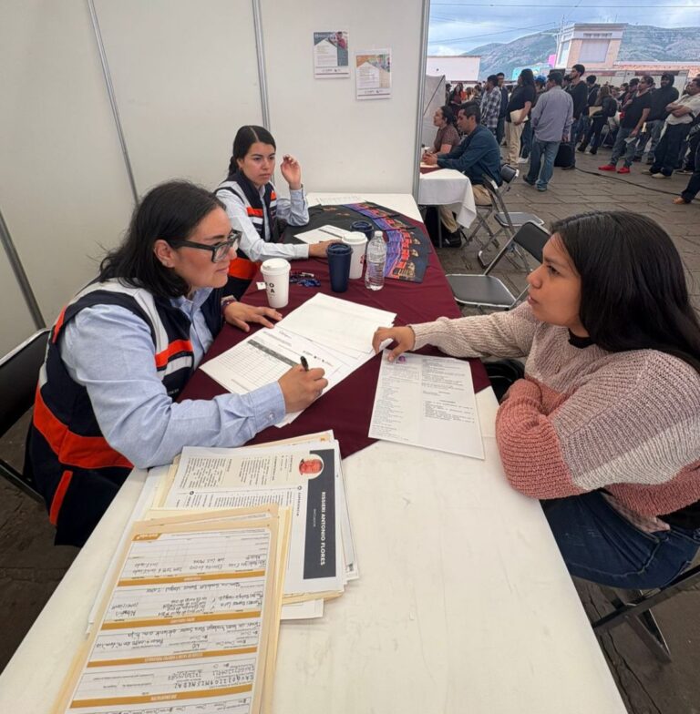 Participa Capstone Copper Cozamin en Feria del Empleo Minero