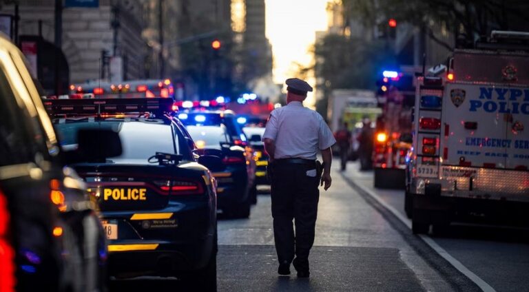 Tiroteo en NY deja al menos 5 muertos en edificio que alberga a la NFL