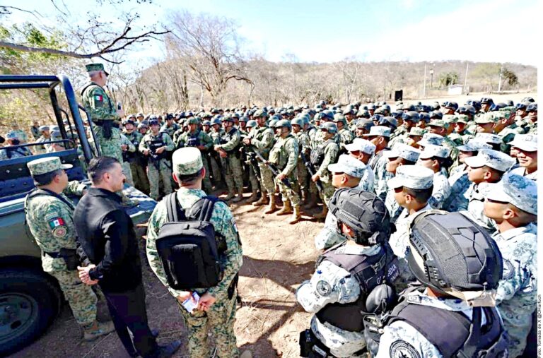Van 10 mil militares… pero Sinaloa arde