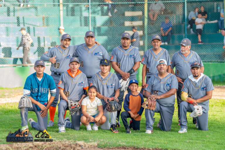 Black Mountain derrota a Fresnos en béisbol