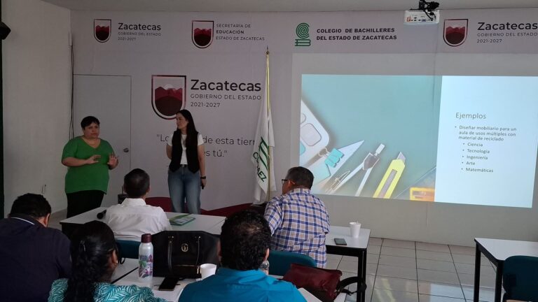 Capacitan a consejeros académicos previo al inicio de clases