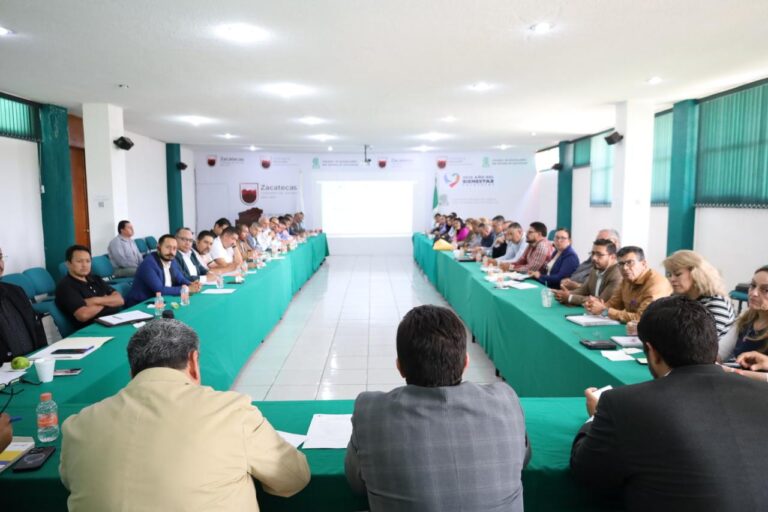 Realiza Cobaez reunión de consejo consultivo
