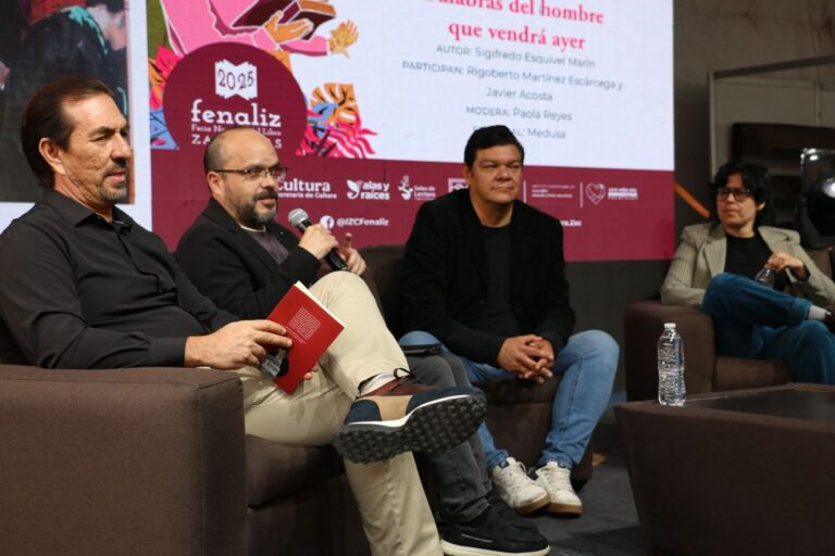 Conversan sobre filosofía y literatura en la Fenaliz