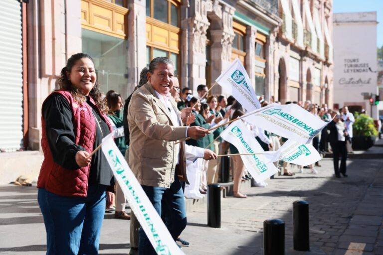 Dan banderazo de arranque a Rutas de la Salud