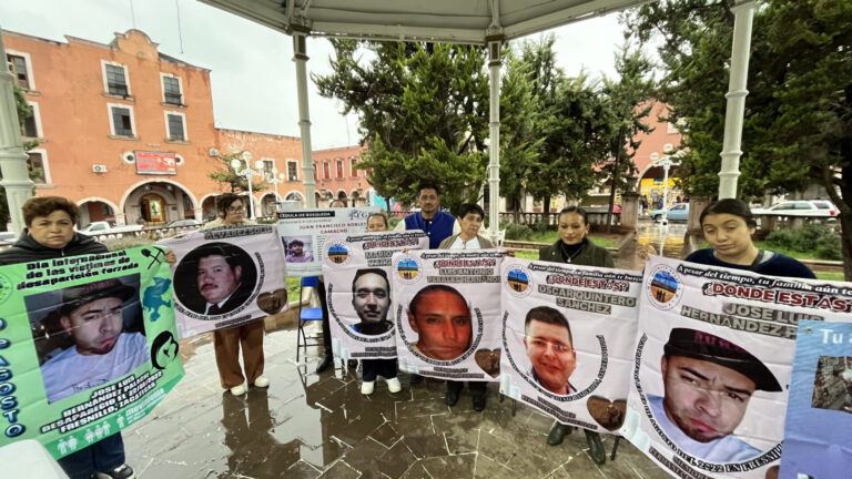 Familias de desaparecidos, en riesgo de perder su casa