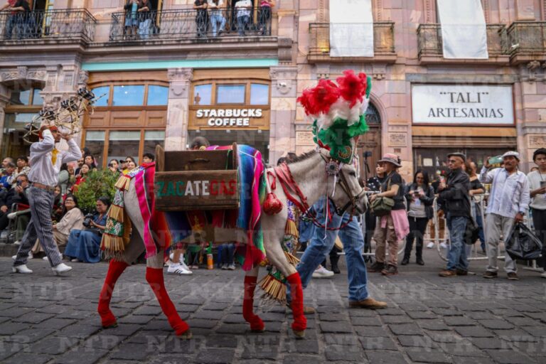 Finaliza el Festival del Folclor Internacional