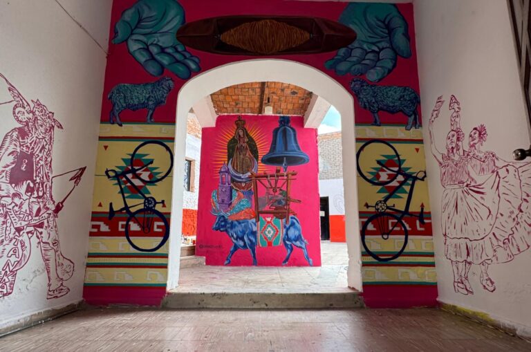 Plasman la esencia de Villa García en mural colectivo