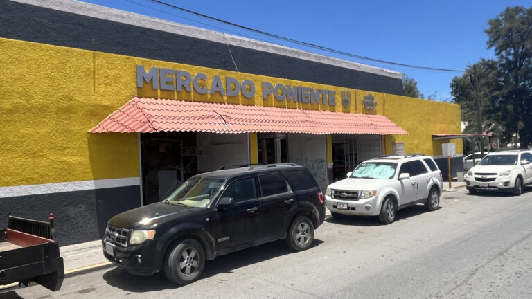 Se comen las grandes cadenas al Mercado Poniente