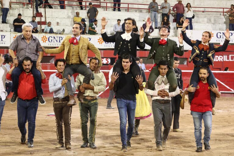 Una noche de entrega y triunfos en Monterrey